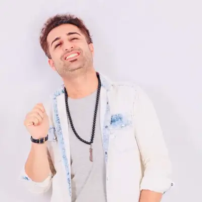 دانلود آهنگ لت و پار توام ای سبز رخ هم شهری از میثم احمدی + پخش آنلاین