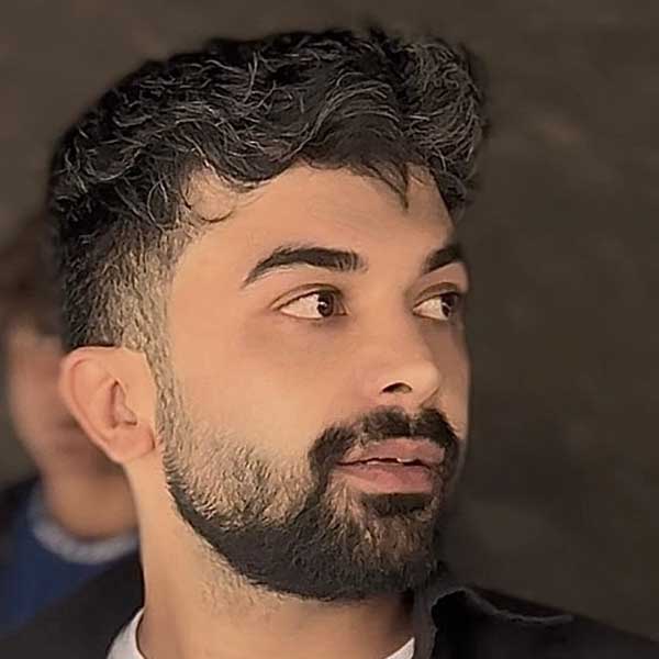 دانلود آهنگ واتو قشنگه بارون و پسین از پویا سلمانی + پخش آنلاین  + متن