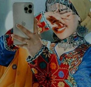 دانلود آهنگ چرسی بچگک چقه چشمانت قشنگ است با صدای زن + متن ترانه